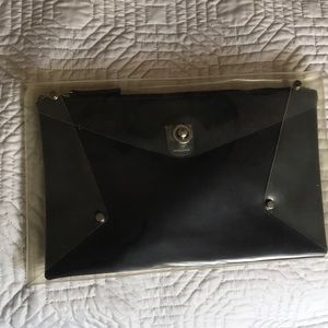 Rubber 2 piece clutch